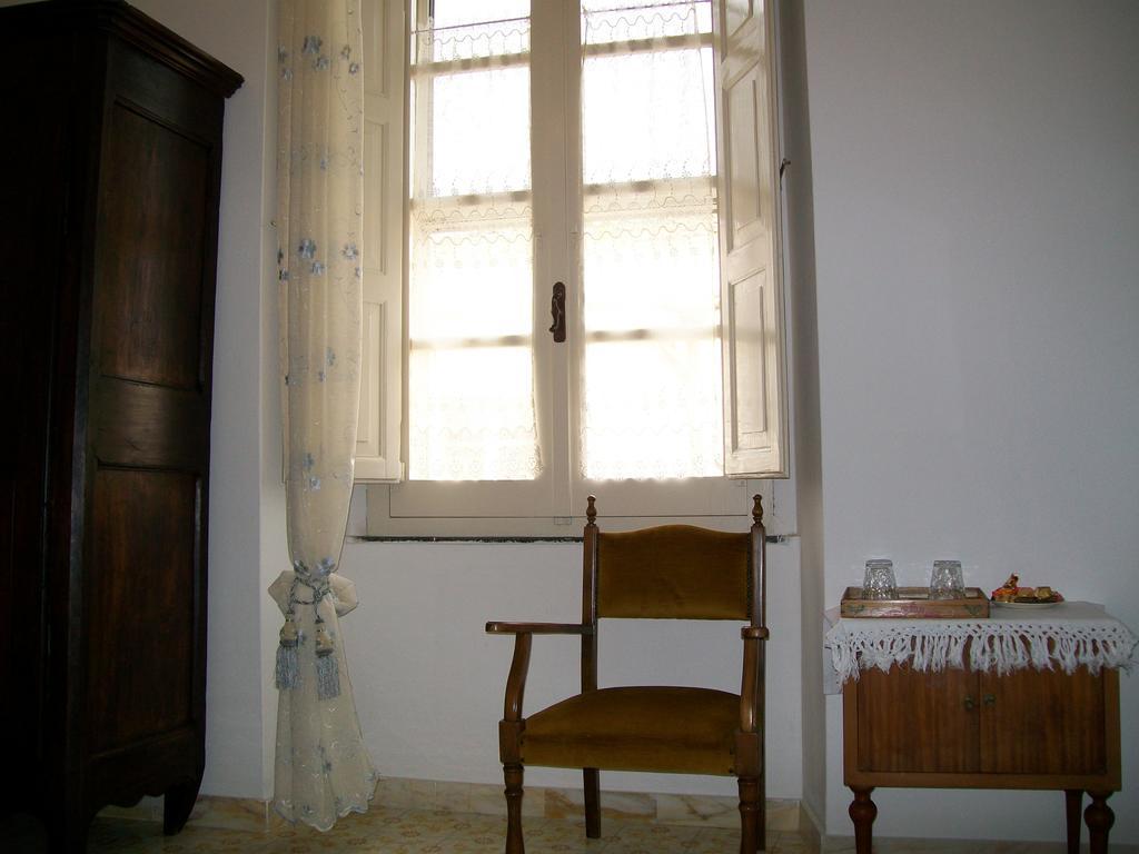 Notte Di Luna Room & Breakfast Ористано Номер фото